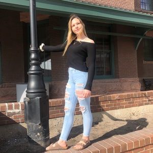 Meet your Posher, Laura